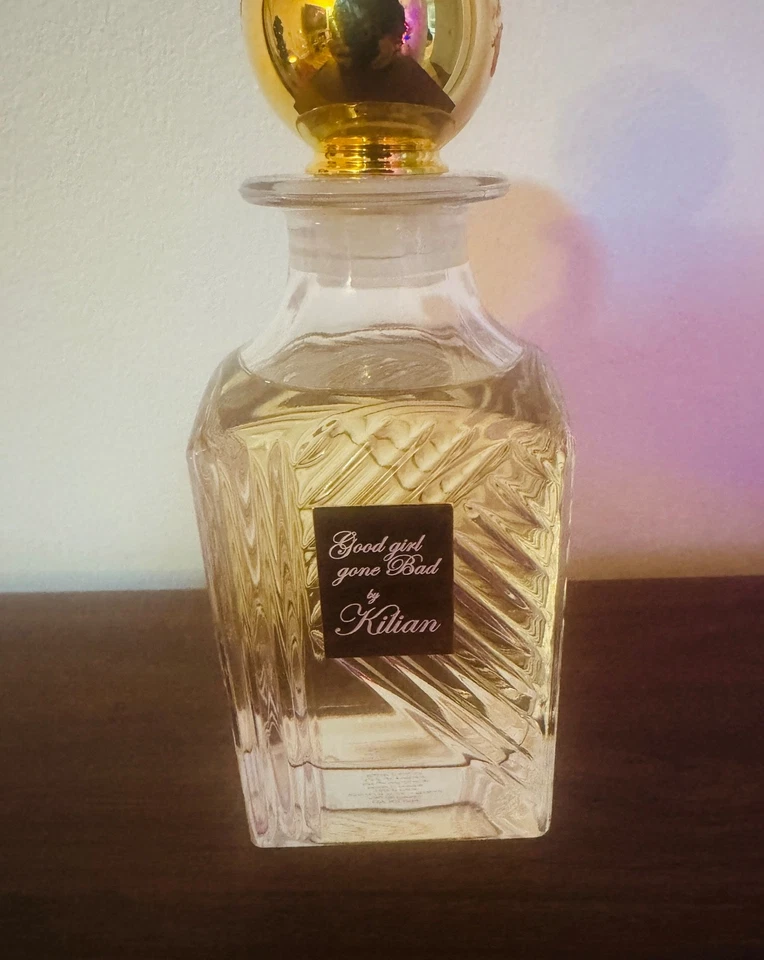 POR KILIAN JARRA GO E BAD GIRL. Foto 1 de 1