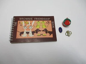 Brownie Scout Friendship Book, Coin Holder & Pins - Picture 1 of 4