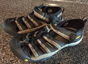 Keen Newport H2 Sandals US 3 EU 35 Black Water Shoes Boys Girl Big Kids Youth - Picture 1 of 8