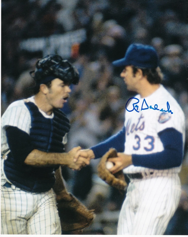RAY SADECKI   NEW YORK METS   ACTION SIGNED 8x10 - Image 1 of 1