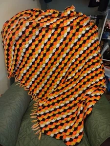 Manta de ganchillo hecha a mano/afgana, patrón de triángulo, 88 x 50, colores retro, #3988 - Imagen 1 de 3