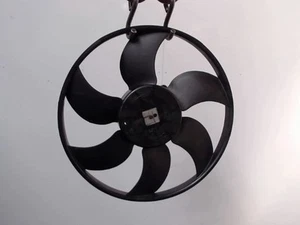 🇮🇹 MOTORE DEL VENTILATORE DEL RADIATORE ➤RENAULT MEGANE II PH1 C.C - Foto 1 di 1