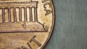 1983 Lincoln Memorial- Die Crack - Picture 1 of 6