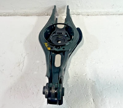 Brazo de control inferior trasero izquierdo hyundai tucson 2022-2025 muelle percha # 104868 Foto 1 de 4