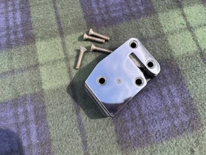 Jaguar XJS V12 Right Passenger Door Latch Catch - Picture 1 of 4