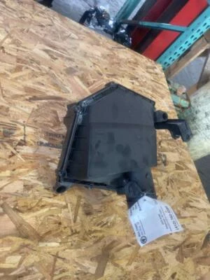 Purificador de aire VOLVO XC90 16 17 18 19 20 21 Foto 1 de 2