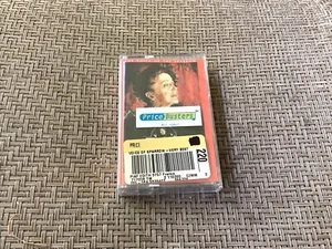Edith Piaf – The Voice Of The Sparrow: The Very Best Of Edith Piaf - Sealed Tape - Picture 1 of 3
