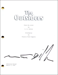 Matt Dillon signed Autogramm The Outsiders Full Movie Script Drehbuch - Dallas - Bild 1 von 4