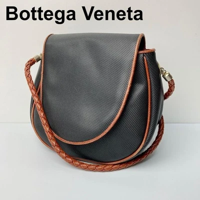 [Usado] Bolso de Hombro Bottega Veneta Intrecciato PVC Negro Usado Auténtico Hecho en Italia Foto 1 de 4