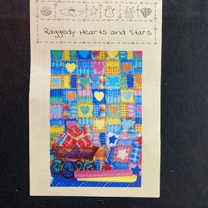 Raggedy Hearts and Stars 49" x 63" tamaño doble o 63" x 77" tamaño completo - Imagen 1 de 2