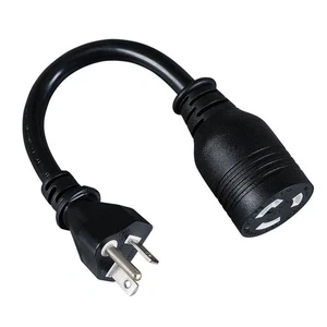 Adaptador de cable de alimentación Eaton Tripp Lite Series P044-06I - NEMA L5-20R a NEMA 5-20P - Imagen 1 de 4