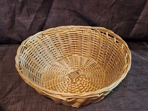 Natural Light brown wicker round fruit or Bread basket 3.5" x 10" x 10" - Picture 1 of 3