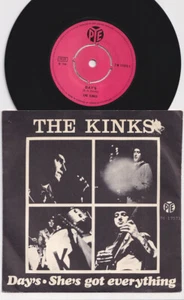 The KINKS * She's Got Everything - Days * 1967 MOD FREAKBEAT * DANISH 45 *Listen - Picture 1 of 2