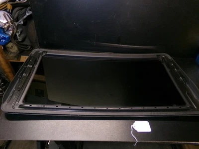 Sunroof Window Glass Panel 2197800021 05-11 Mercedes Benz W219 CLS500 CLS550 - Image 1 of 4