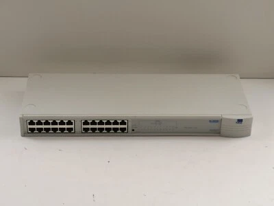 3COM 24-Port Super Stack 2 Switch 3C16441 - Image 1 of 4