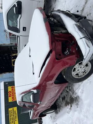 Fender ISUZU I-280 PICKUP Right 06 - Image 1 of 4