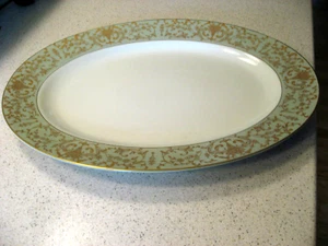 Vintage Tradition Krönung Feinporzellan ovale Platte 14,25" L x 10,25" B grün mit Gold - Bild 1 von 4