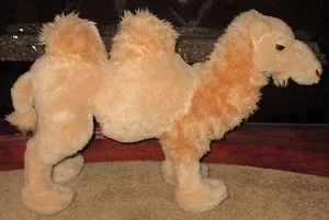 Rare vtg 1977 Dakin Pillow Pets huge plush camel vgc 16" x 23" - Picture 1 of 5