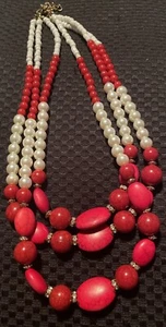 Vintage Triple Strand Red Faux Stone Faux Pearl Choker Necklace - Picture 1 of 8