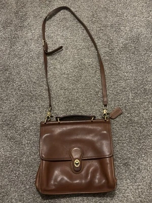 Vintage Coach Willis 9927 Brown Leather Turn Lock Crossbody Bag - Image 1 of 4