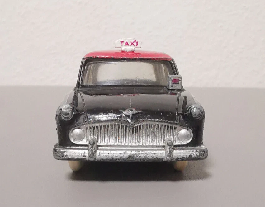 Dinky Toys 542 - 24 ZT Simca Ariane Taxi ohne OVP Vintage Made in France - Bild 1 von 4