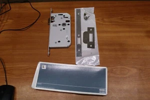 Cerradura de pestillo de mortaja Nemef 6105/17 60 mm 20x235 mm cuadrado Assa Abloy 2 - Imagen 1 de 4