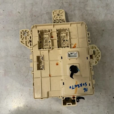 KIA SORENTO 2016 cabina relé de fusibles caja bloque de conexiones OEM 91950C6250 Foto 1 de 4