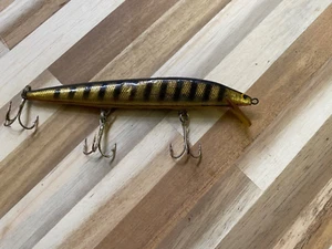 Vintage BAGLEY 5 inch BANG--O--LURE Tiger Stripes TUFF color - Picture 1 of 7