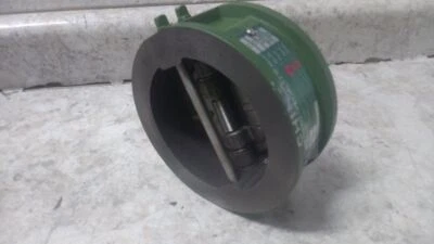 Válvula de retención de doble disco tamaño tubo Mueller Steam Specialty 3 71AHB3H Foto 1 de 4