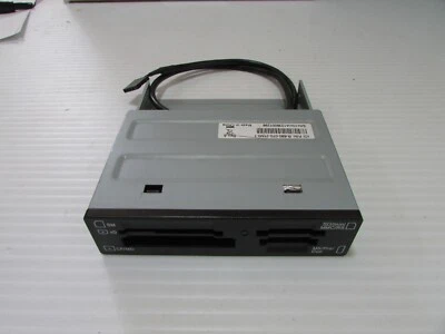R-680-070-215A-7 CARD READER - 4 CARD SLOTS - WITH CABLE - Image 1 of 3