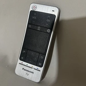 Panasonic N2QBYA000012 060-2331 Touchpad Fernbedienung kabellos Handheld für TV - Bild 1 von 5