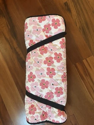 Alfombra de siesta Urban Infant Tot Cot para niños - Ropa de cama de guardería preescolar para niños pequeños Foto 1 de 4