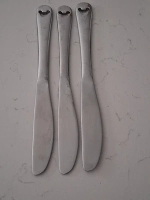 Cuchillos de cena cubiertos perforados de acero inoxidable brillantes 18/8 Disney Mickey Mouse Foto 1 de 4