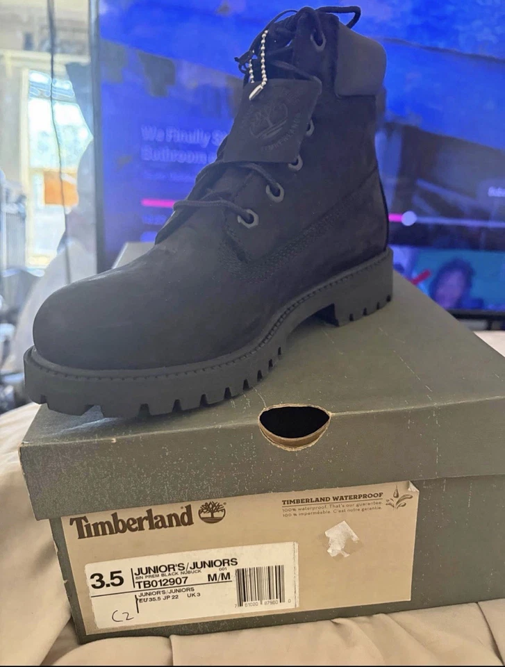 Timberland 3.5 Junior Premium 6 Pulgadas Botas Impermeables Negro Niños NUEVO CON CAJA Foto 1 de 1