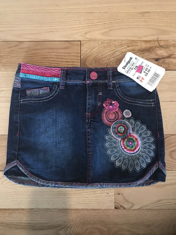 *NUEVO** Minifalda vaquera bordada con apliques de lentejuelas DESIGUAL GIRL, talla 7/8 Foto 1 de 4