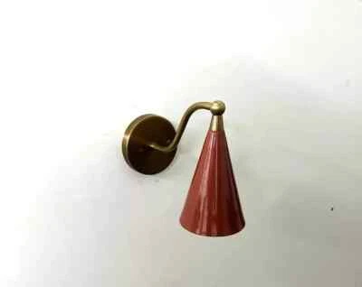 Aplique de pared italiano de latón de mediados de siglo lámpara de pared de latón crudo accesorio Foto 1 de 4