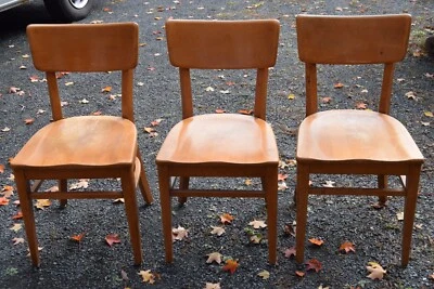 Juego de 3 sillas de oficina vintage rubias de mediados de siglo Thonet NY con detalles de comedor Foto 1 de 4
