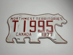Vintage 1977 Polar Bear NWT License Plate - Picture 1 of 4