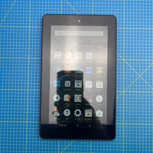 Amazon Kindle Fire (5th Generation) SV98LN Touchscreen Black - Tablet EReader - Picture 1 of 4