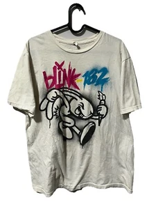 BLINK 182 BUNNY RABBIT CARROT SPRAY PAINT MENS SIZE LARGE SHORT SLEEVE SHIRT - Picture 1 of 1