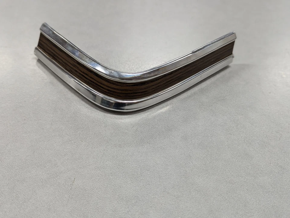 Moldura trasera izquierda Ford Wood Grab 1989 Mercury Grand Marquis Colony Park Foto 1 de 4