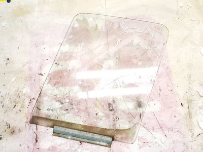 Mercedes-Benz Sprinter 2005 Door-Drop Glass - FRONT LEFT used, Gen FR1797977-46 - Image 1 of 4