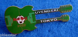 UYENO-EKI TOKYO WORLD CUP 2002 SOCCER FOOTBALL FIELD GUITAR Hard Rock Cafe PIN - Bild 1 von 1