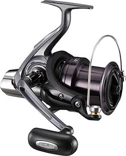 Daiwa 17 Crosscast 4000 Spininng Reel Surf Casting