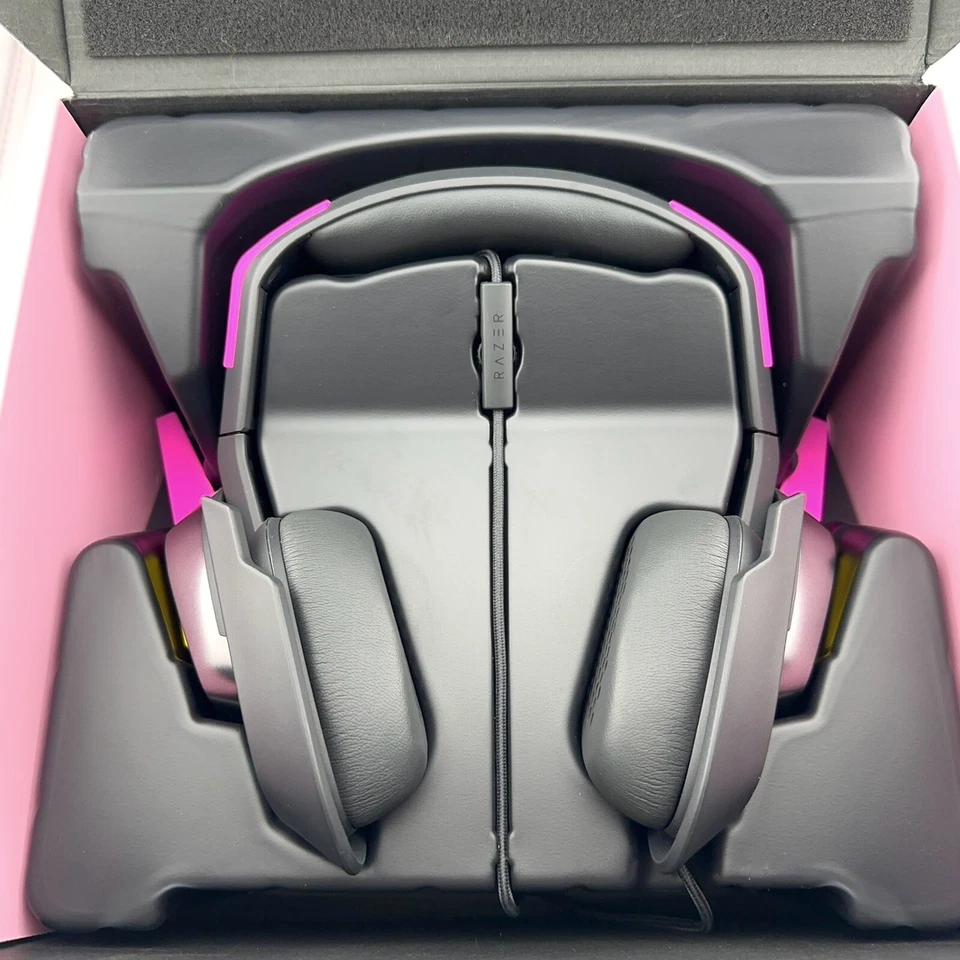 Razer D.Va Overwatch MEKA Headset, RZ04-02400100-R3M1, DVa - Image 1 of 4