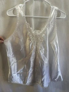 Camiseta sin mangas Honors Intimates blanca de satén y encaje - talla grande - Imagen 1 de 5