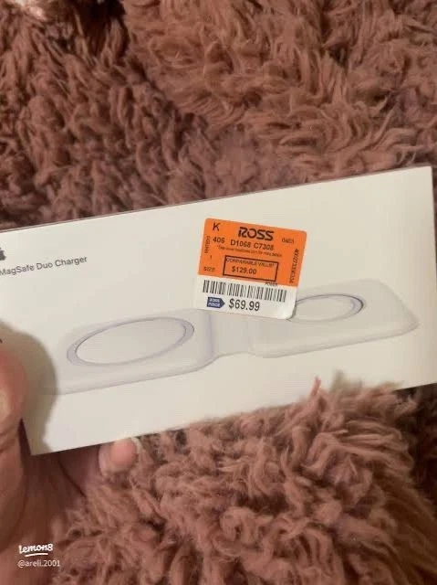 Зарядное устройство Apple MagSafe Duo белое MHXF3AM/A • складное беспроводное зарядное устройство + Lightnin - Изображение 1 из 1