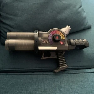 Disney Parks Exclusive Toy Story Emperor Zurg's Blaster Foam Ball Shooter Gun - Picture 1 of 4