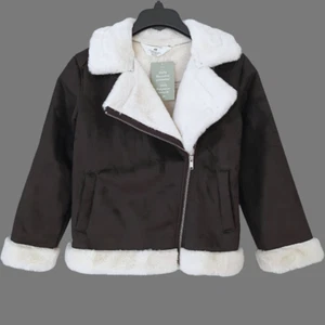 NWT H&M Girls Aviator Bomber Fluffy Jacket Black/White Sz 8/10 (8-10 Y) - Picture 1 of 5