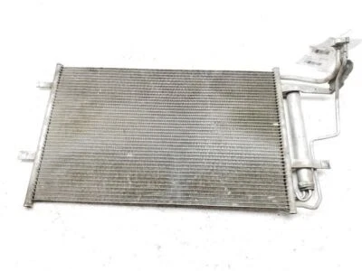 2010 2011 2012 2013 Mazda 3 AC Condenser Sedan OEM BBP261480A BBP261480B Foto 1 de 4